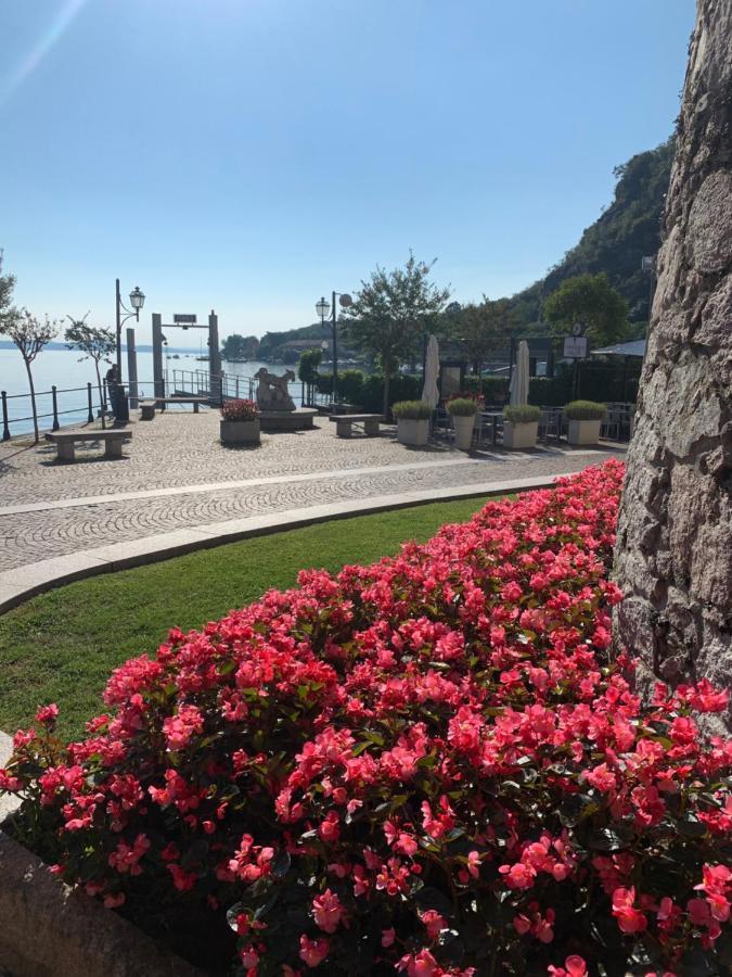 La Feriolina - Appartamento Al Lago Con Giardino Privato Бавено Екстер'єр фото